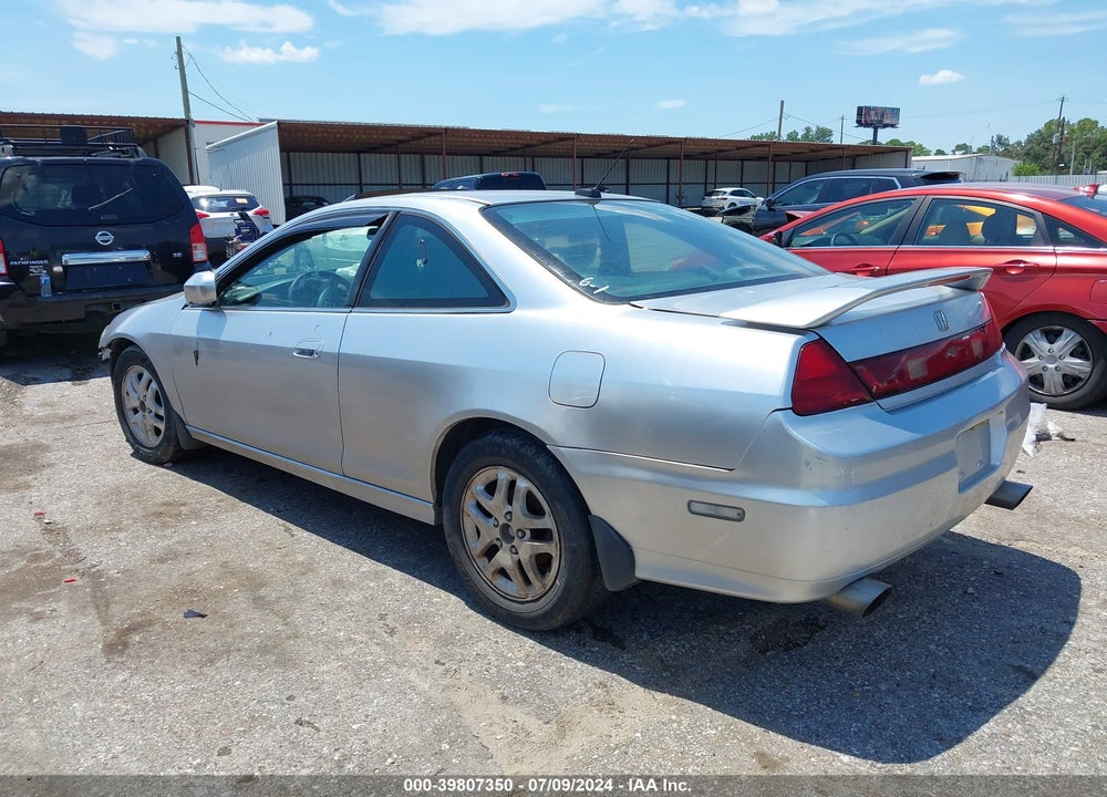 2001 HONDA ACCORD 3.0 EX VIN: 1HGCG22571A025326