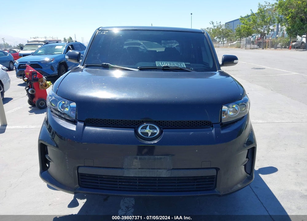 2011 SCION XB VIN: JTLZE4FE1B1129031