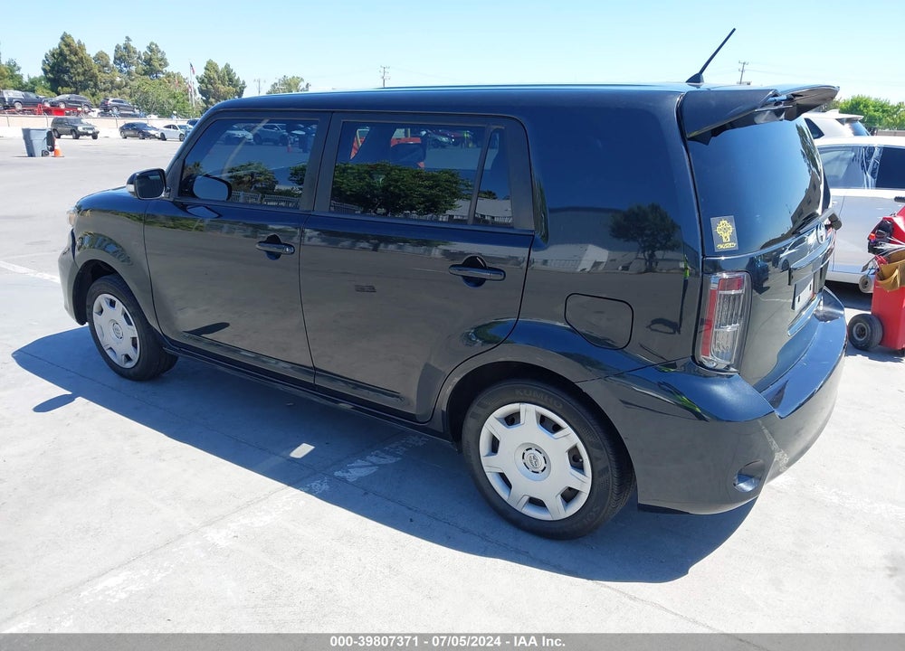 2011 SCION XB VIN: JTLZE4FE1B1129031