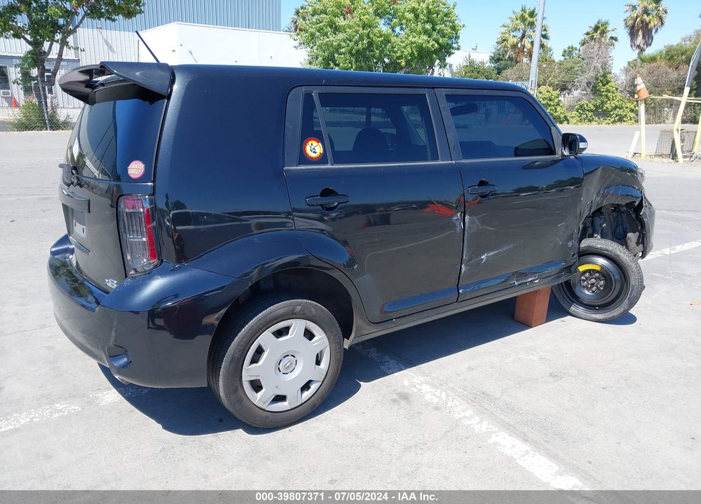2011 SCION XB VIN: JTLZE4FE1B1129031