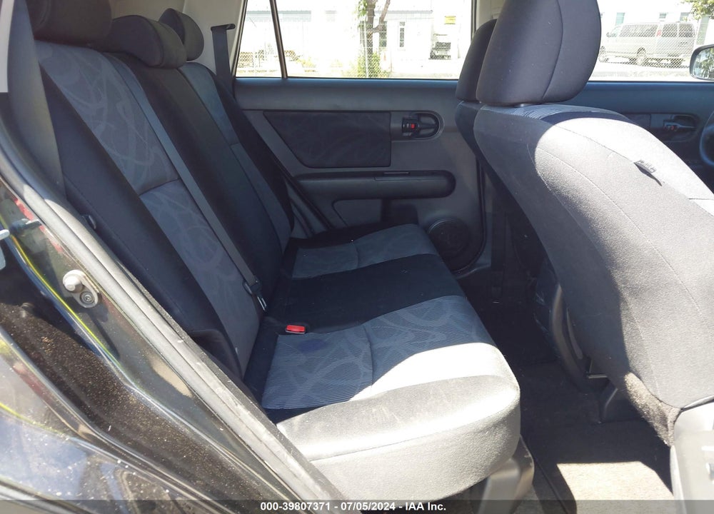 2011 SCION XB VIN: JTLZE4FE1B1129031