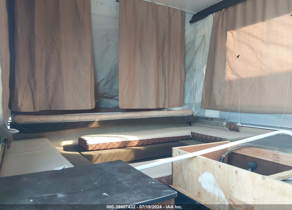 2014 JAYCO JAY SERIES 10FD SPOR VIN: 1UJAJ0AGXE22C0069