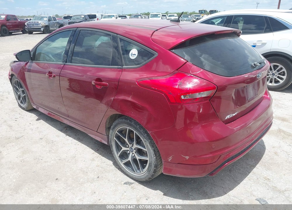 2015 FORD FOCUS SE VIN: 1FADP3K22FL248289