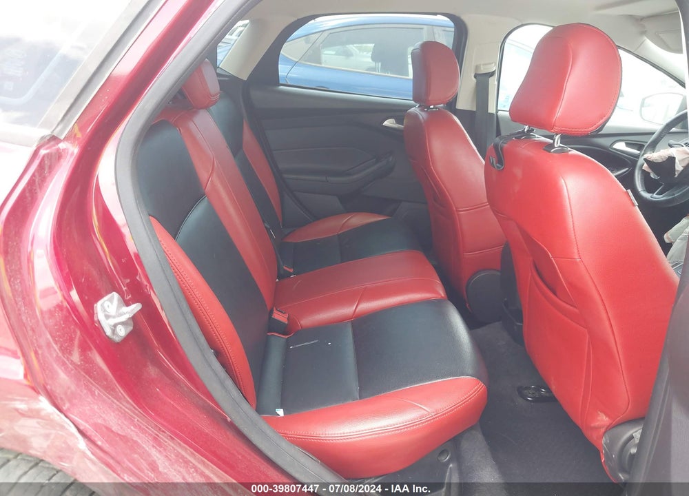 2015 FORD FOCUS SE VIN: 1FADP3K22FL248289