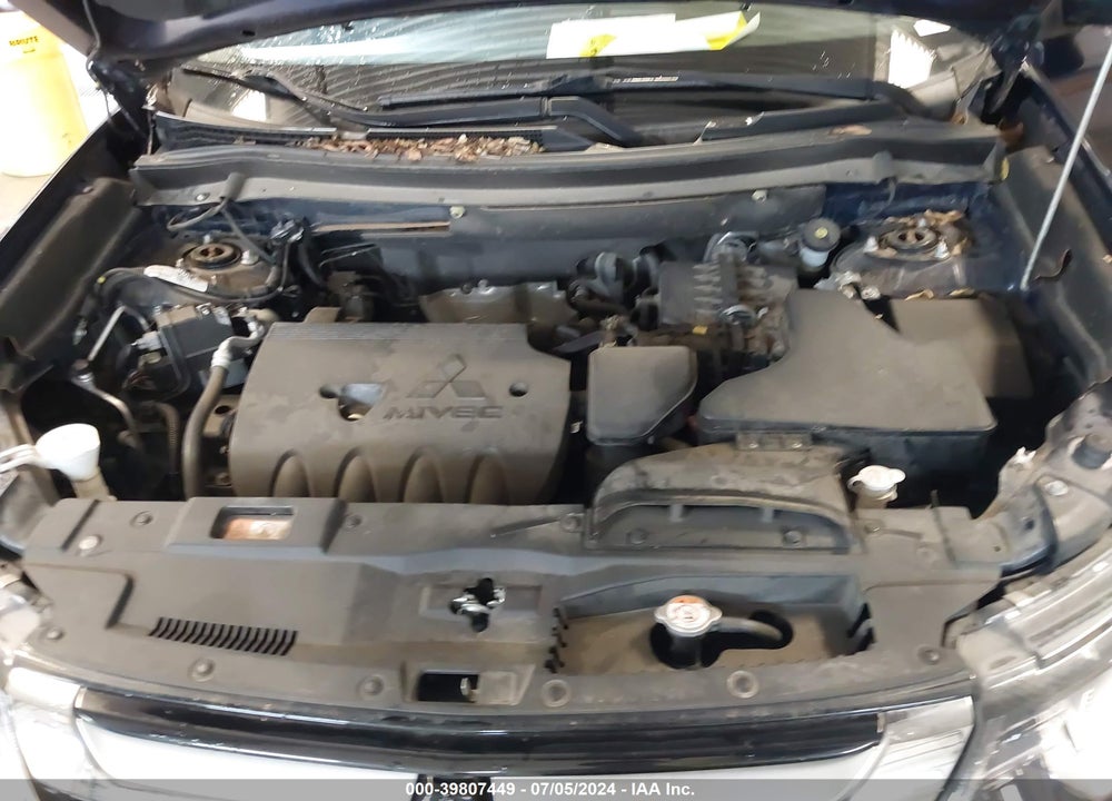 2018 MITSUBISHI OUTLANDER ES VIN: JA4AZ3A36JZ054544