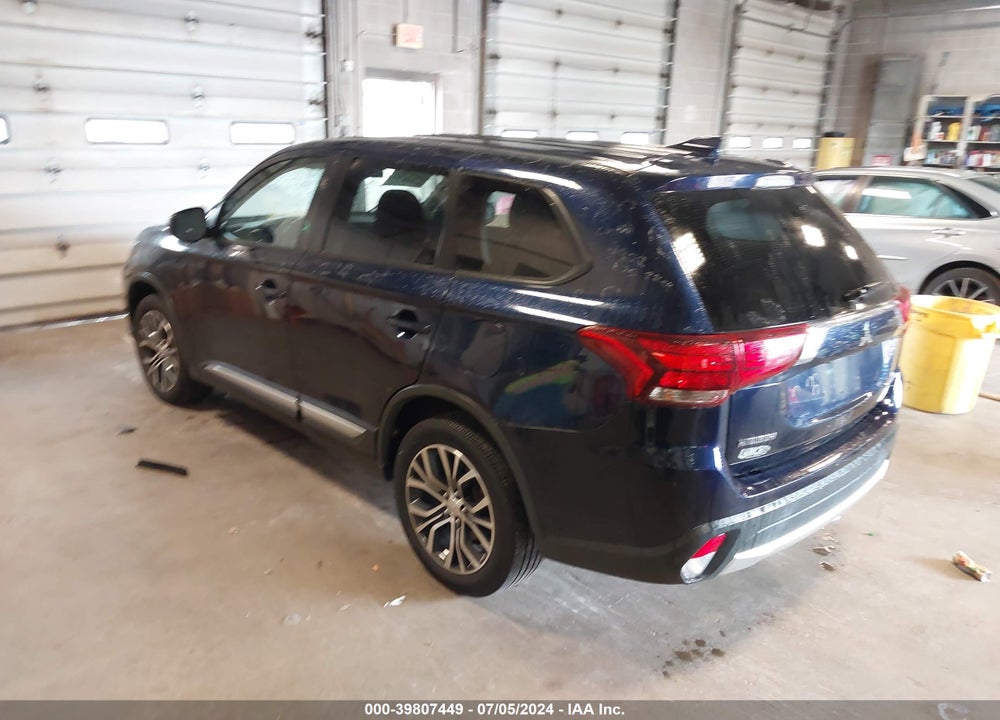 2018 MITSUBISHI OUTLANDER ES VIN: JA4AZ3A36JZ054544
