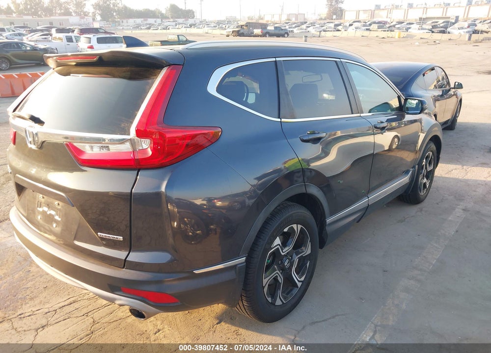 2018 HONDA CR-V TOURING VIN: 7FARW1H94JE029913