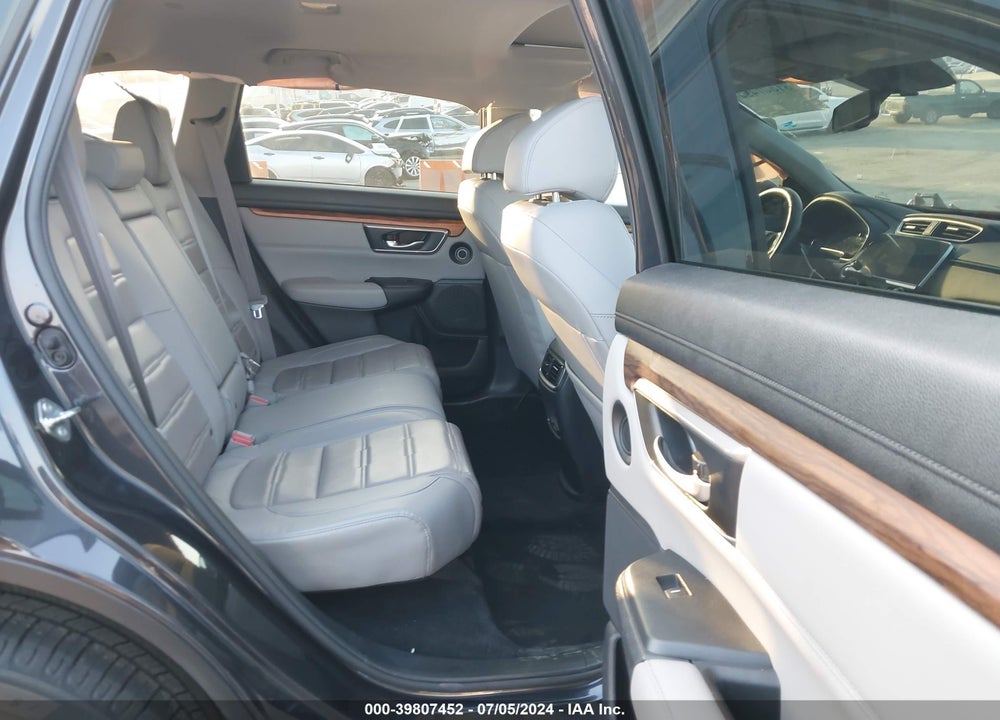 2018 HONDA CR-V TOURING VIN: 7FARW1H94JE029913
