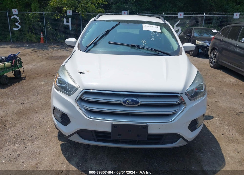 2018 FORD ESCAPE SEL VIN: 1FMCU9HD6JUA81427