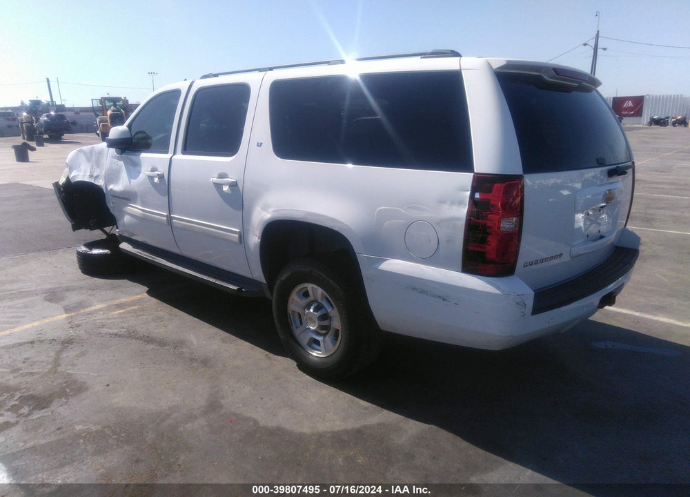 2013 CHEVROLET SUBURBAN 2500 LT VIN: 1GNWKMEG9DR358952