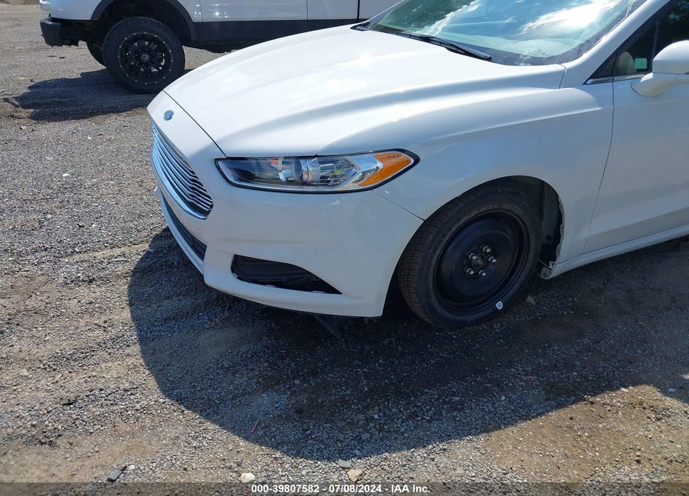 2015 FORD FUSION SE VIN: 3FA6P0H79FR150016