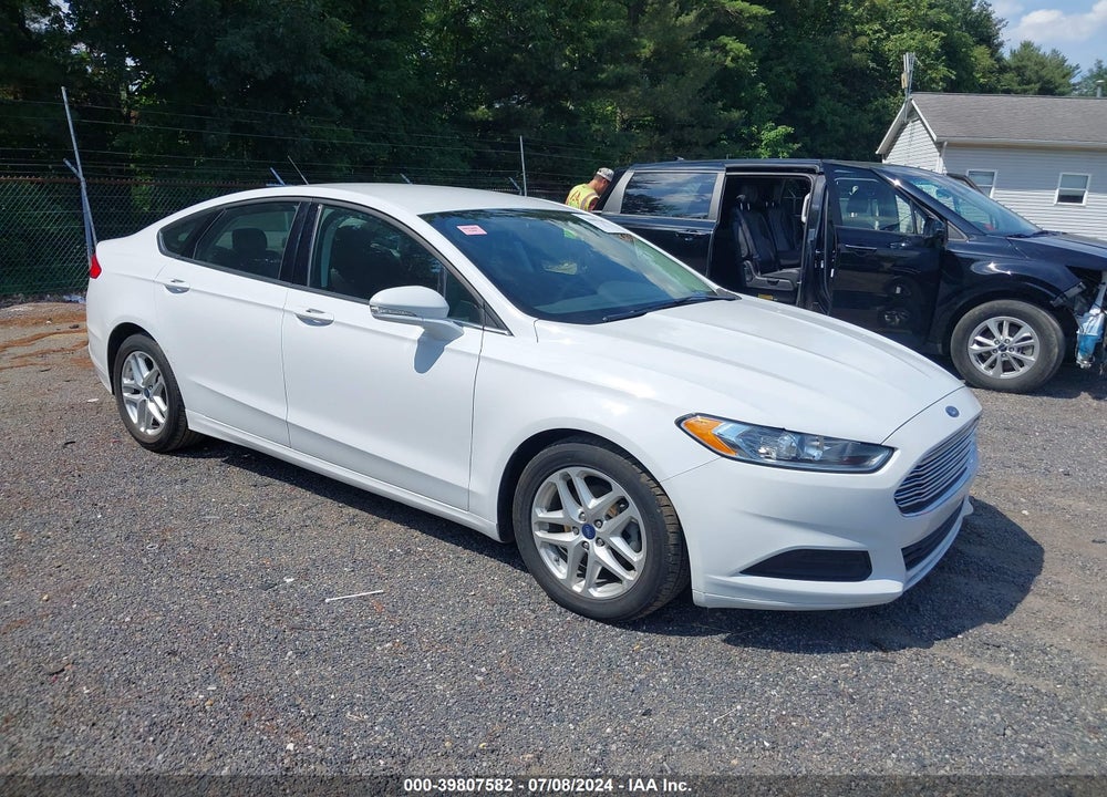 2015 FORD FUSION SE VIN: 3FA6P0H79FR150016