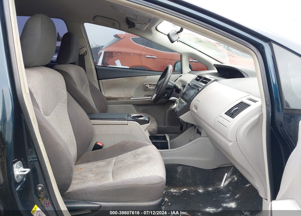 2017 TOYOTA PRIUS V THREE VIN: JTDZN3EU7HJ071594