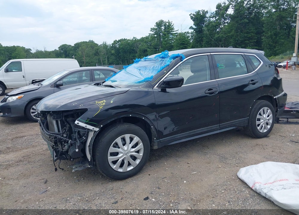 2018 NISSAN ROGUE S VIN: 5N1AT2MV9JC829898
