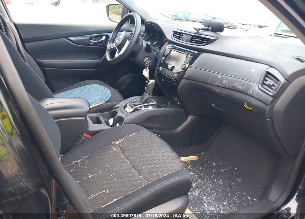 2018 NISSAN ROGUE S VIN: 5N1AT2MV9JC829898