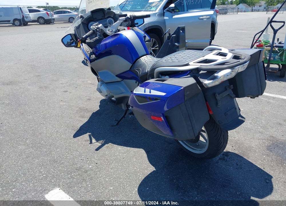 2015 BMW R1200 RT VIN: WB10A1306FZ193514