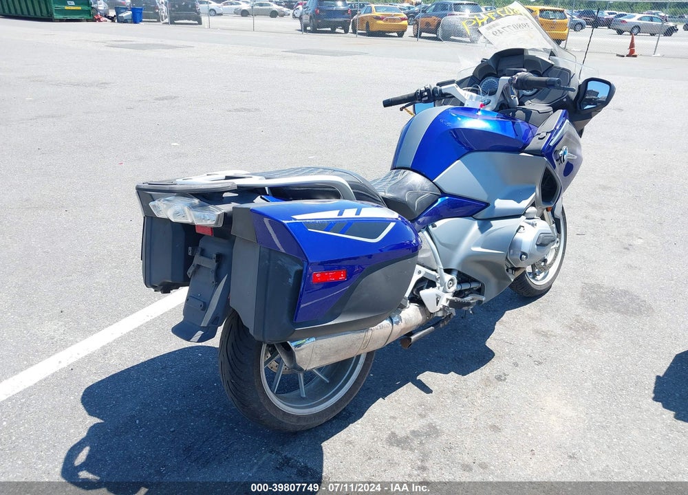 2015 BMW R1200 RT VIN: WB10A1306FZ193514