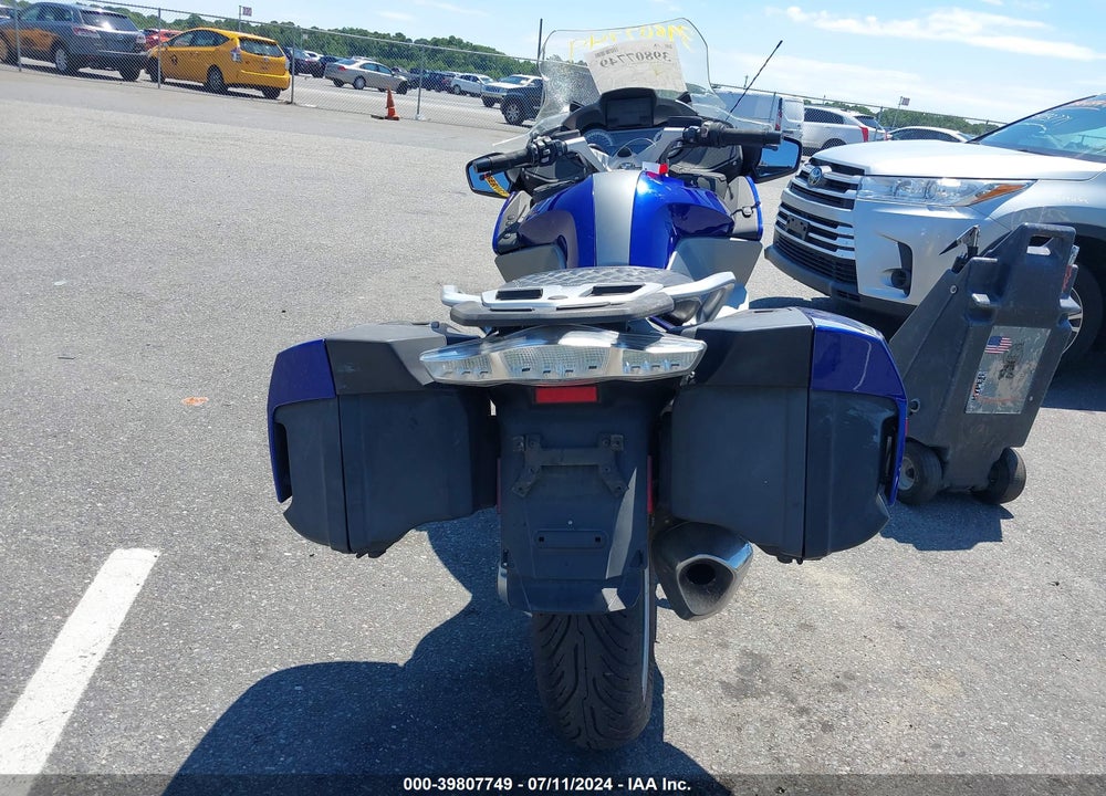 2015 BMW R1200 RT VIN: WB10A1306FZ193514