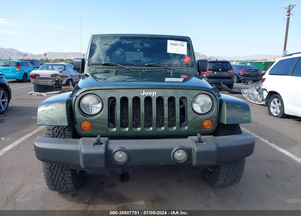 2007 JEEP WRANGLER UNLIMITED SAHARA VIN: 1J8GA59137L149640