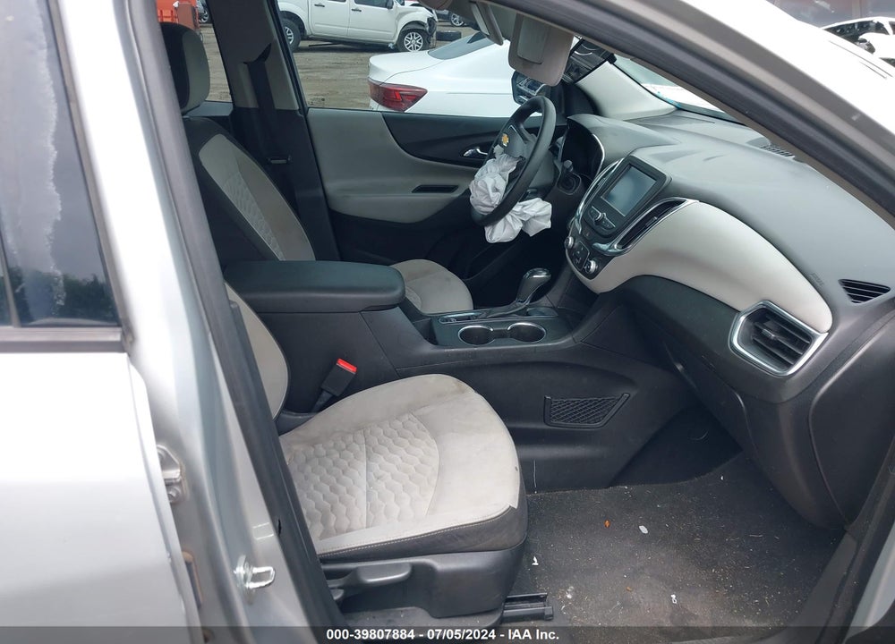 2018 CHEVROLET EQUINOX VIN: 3GNAXHEV4JL130183