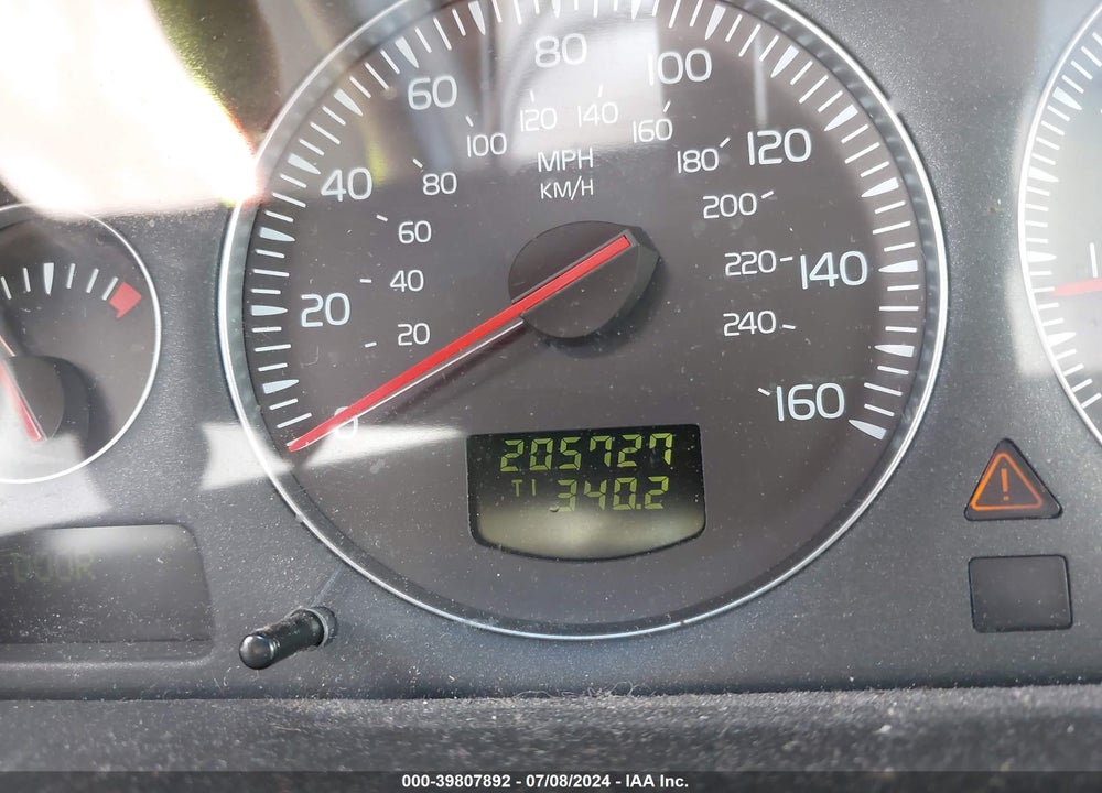 2006 VOLVO XC90 2.5T VIN: YV4CZ592361282963