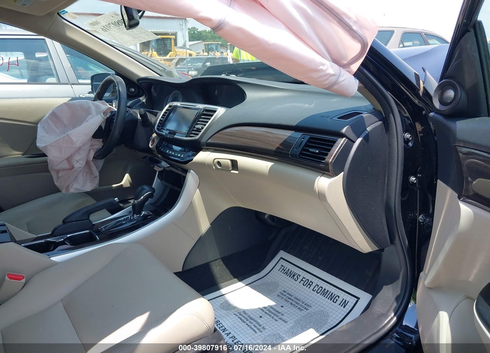 2017 HONDA ACCORD EX-L VIN: 1HGCR2F84HA166881