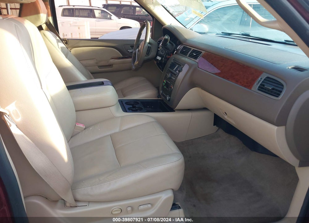 2009 GMC YUKON SLT2 VIN: 1GKFK33039J122154