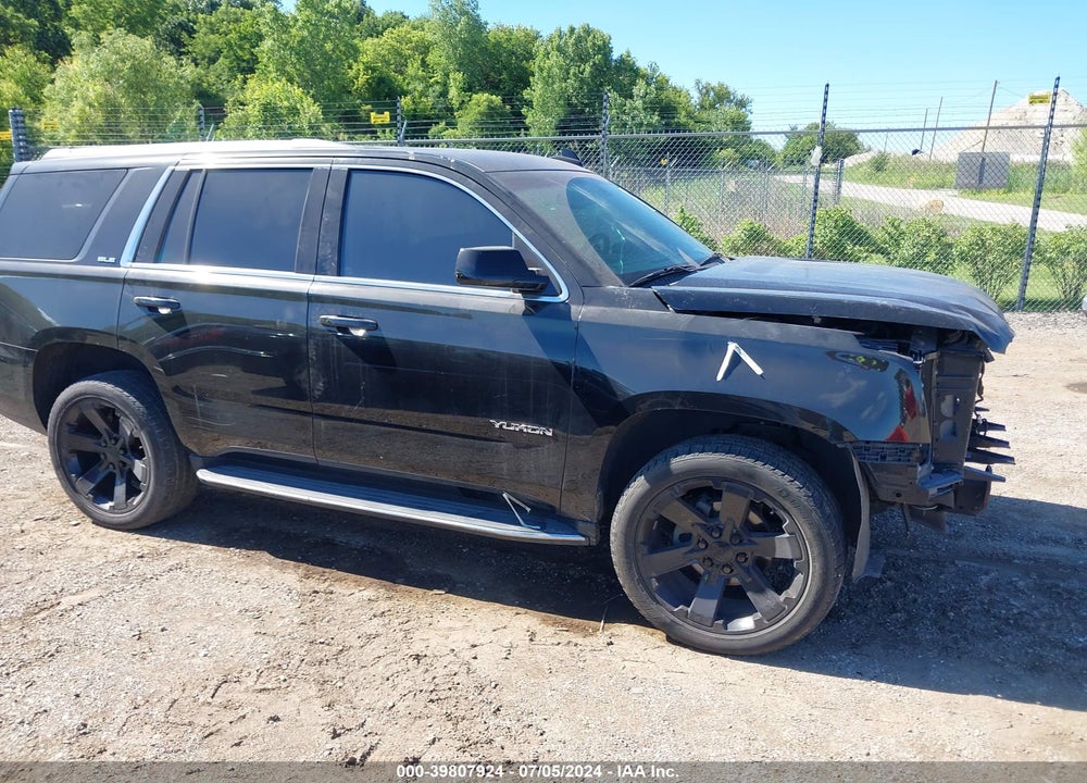 2018 GMC YUKON SLE VIN: 1GKS2AKC9JR250211