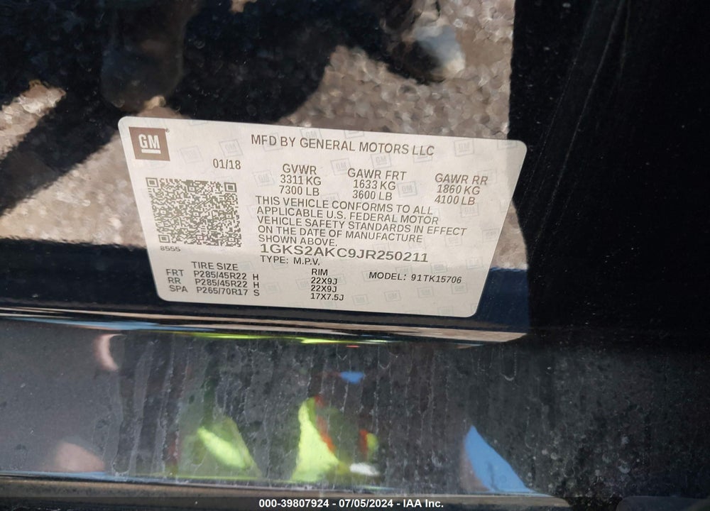 2018 GMC YUKON SLE VIN: 1GKS2AKC9JR250211