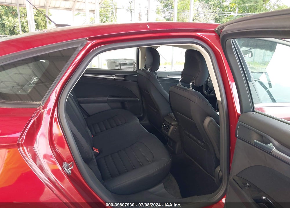 2013 FORD FUSION SE VIN: 3FA6P0HR6DR301747