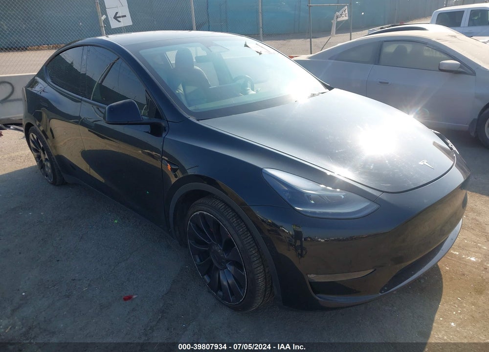 2022 TESLA MODEL Y PERFORMANCE DUAL MOTOR ALL-WHEEL DRIVE VIN: 7SAYGDEF2NF521106