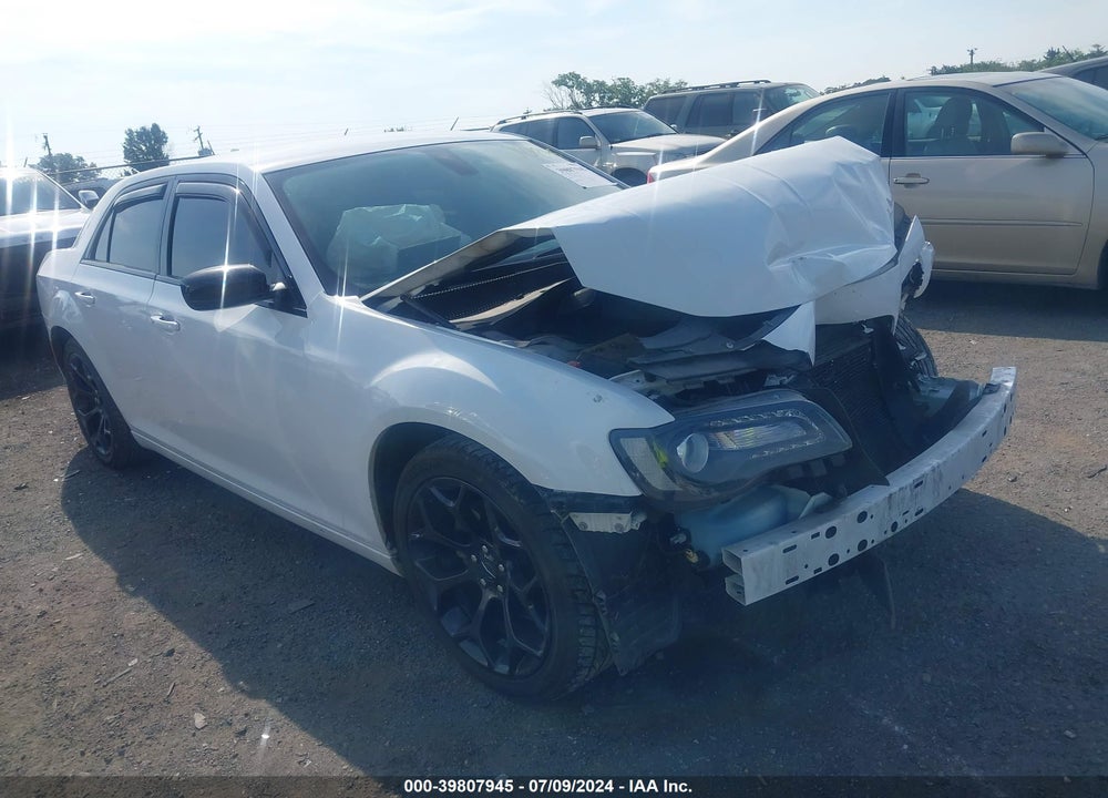2019 CHRYSLER 300 TOURING VIN: 2C3CCAAG4KH745942