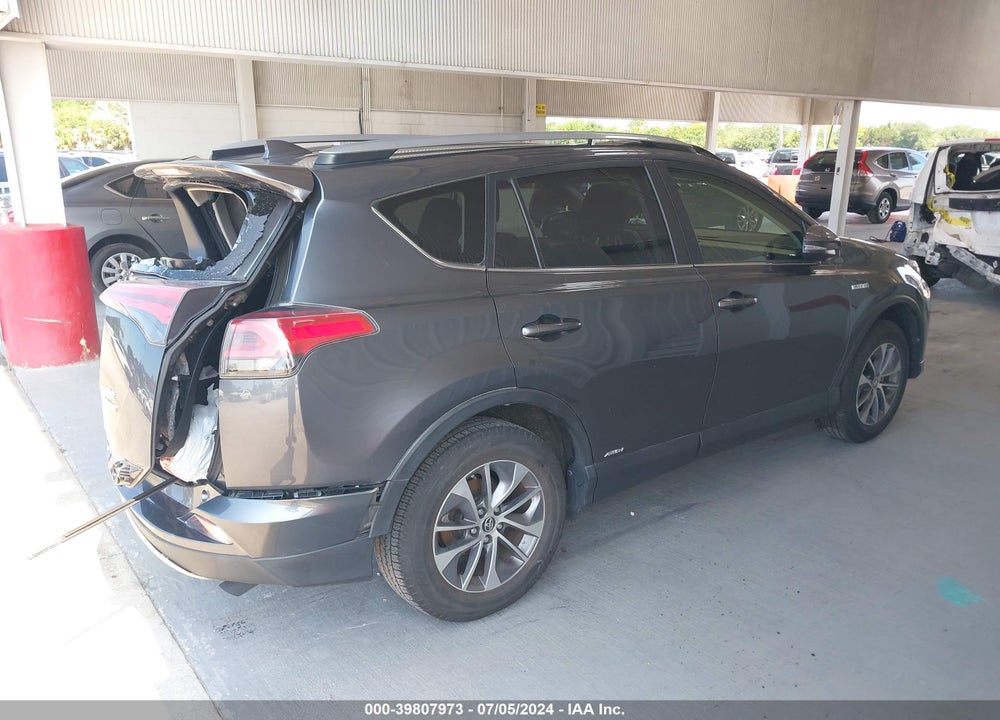 2018 TOYOTA RAV4 HYBRID XLE VIN: JTMRJREV0JD253276