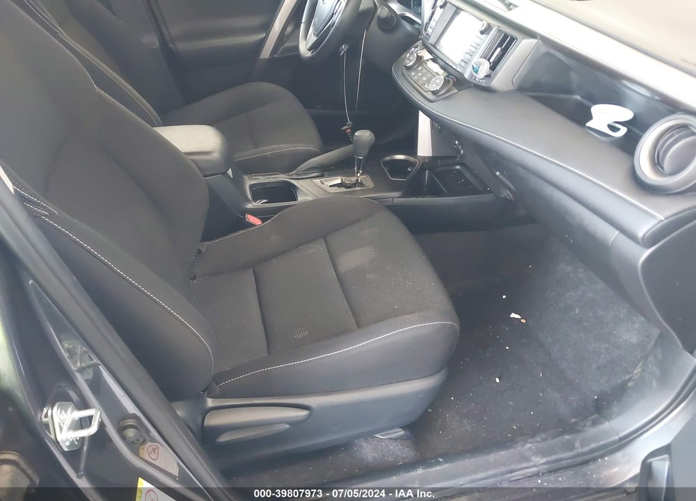 2018 TOYOTA RAV4 HYBRID XLE VIN: JTMRJREV0JD253276