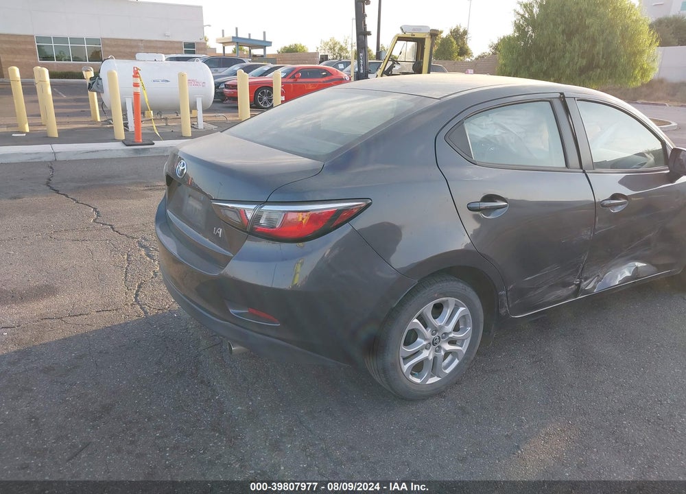 2018 TOYOTA YARIS IA VIN: 3MYDLBYV6JY305113