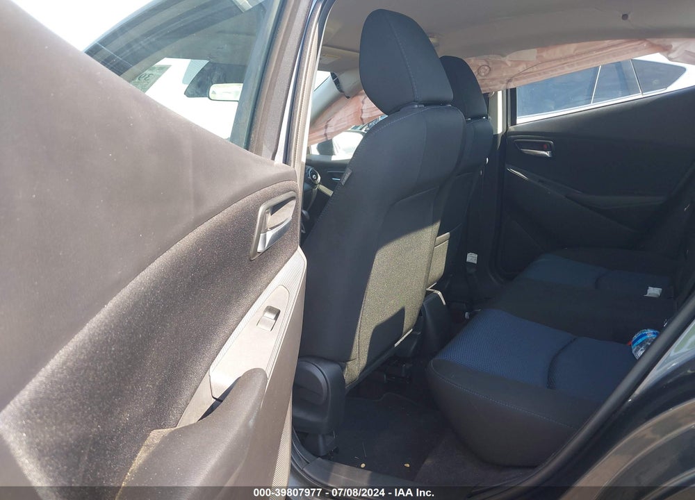 2018 TOYOTA YARIS IA VIN: 3MYDLBYV6JY305113