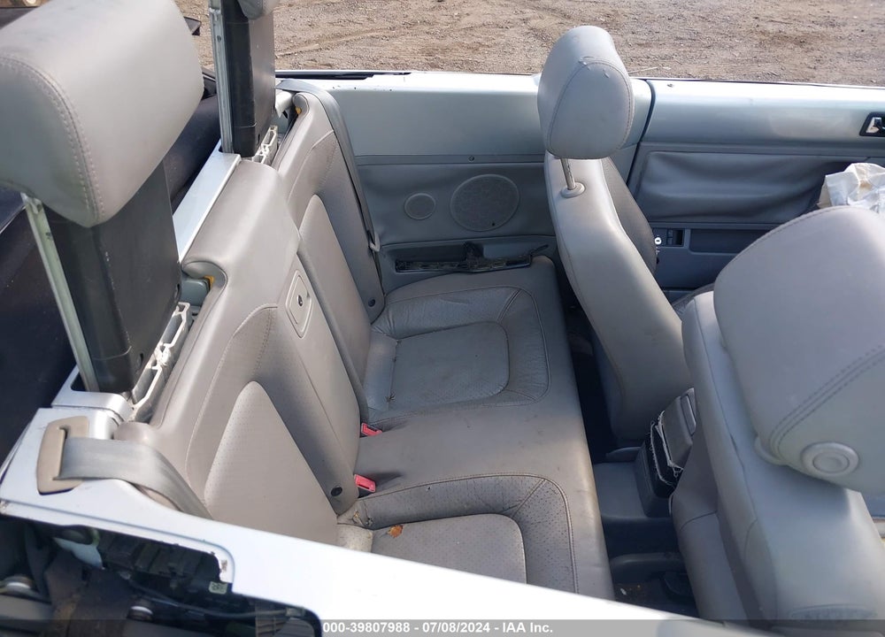 2003 VOLKSWAGEN NEW BEETLE GLS VIN: 3VWCK21Y73M307882