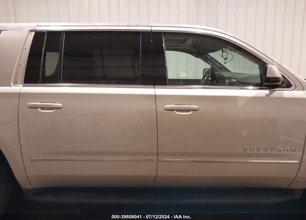 2016 CHEVROLET SUBURBAN LT VIN: 1GNSKHKC6GR299936