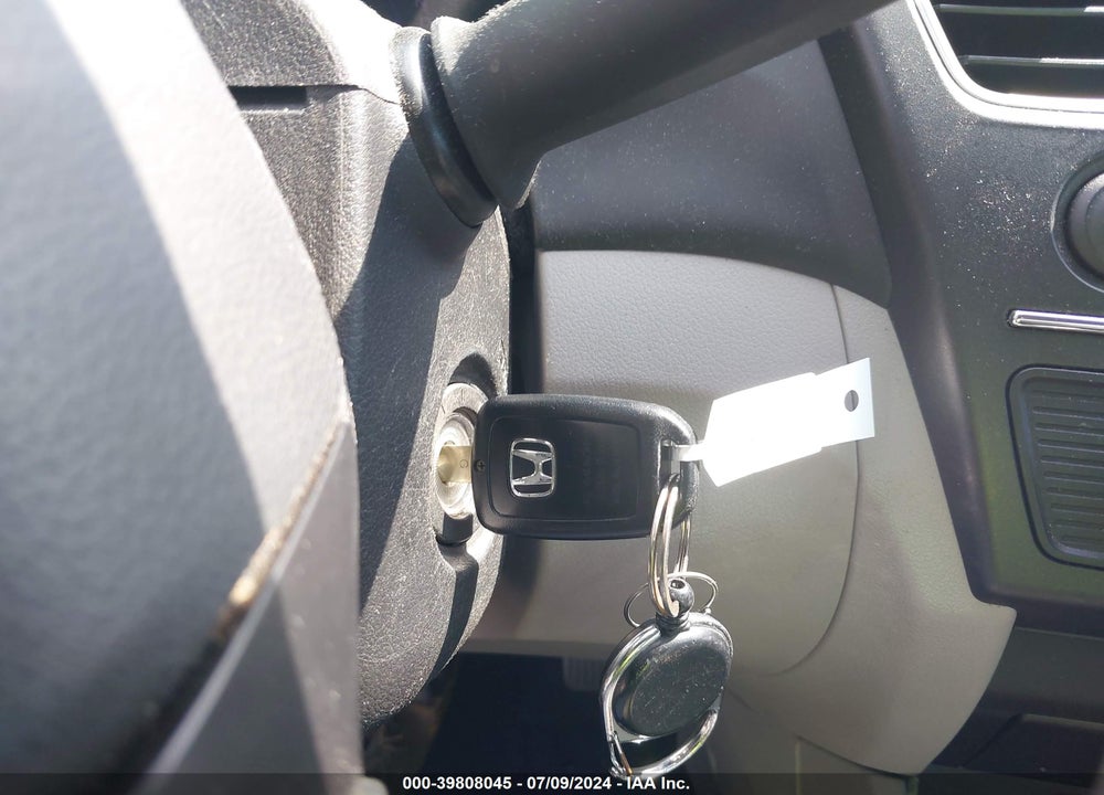 2015 HONDA CIVIC LX VIN: 19XFB2F51FE015061