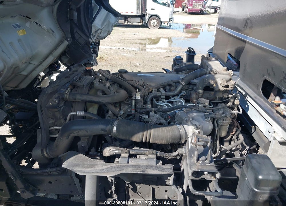 2018 ISUZU NRR VIN: JALE5W167J7304009