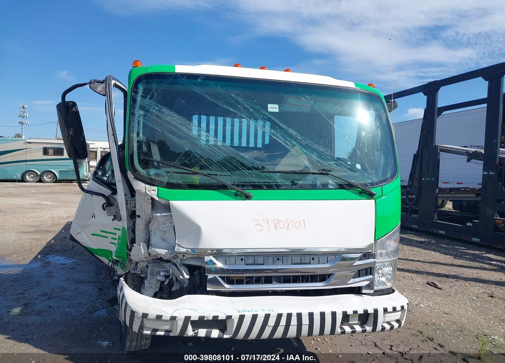 2018 ISUZU NRR VIN: JALE5W167J7304009