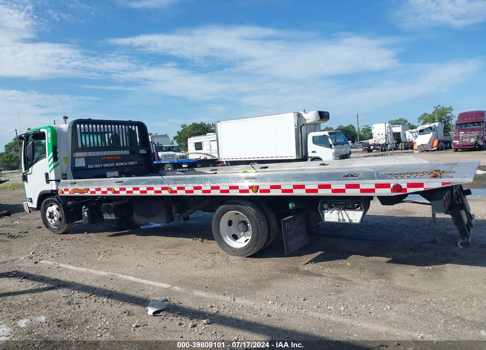 2018 ISUZU NRR VIN: JALE5W167J7304009