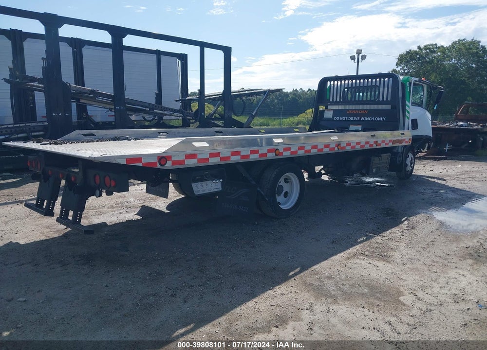 2018 ISUZU NRR VIN: JALE5W167J7304009
