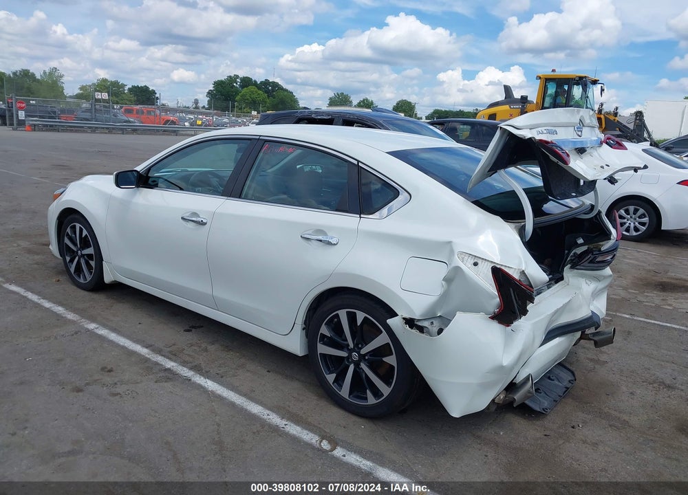 2018 NISSAN ALTIMA 2.5 SR VIN: 1N4AL3AP0JC138295