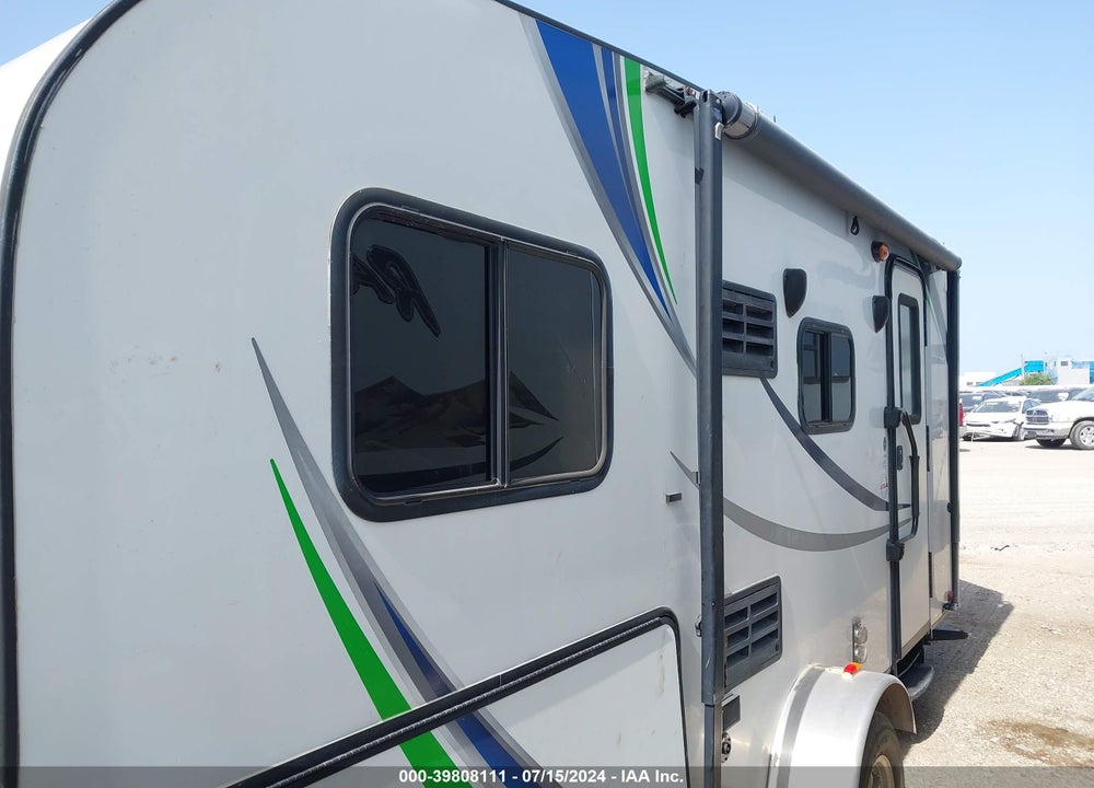 2014 FOREST RIVER VIBE 6504 VIN: 4X4TVCW13E5103143