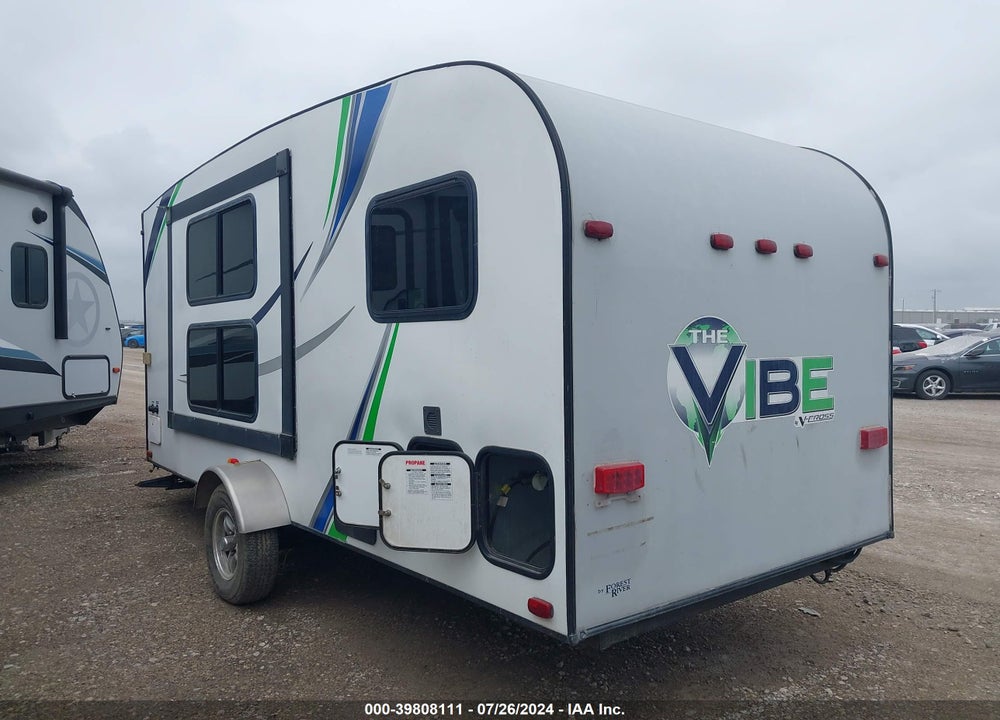 2014 FOREST RIVER VIBE 6504 VIN: 4X4TVCW13E5103143