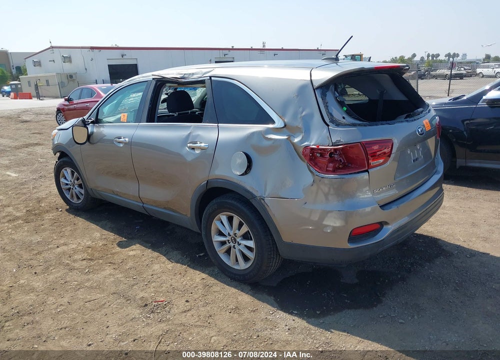 2019 KIA SORENTO 3.3L LX VIN: 5XYPG4A59KG467216