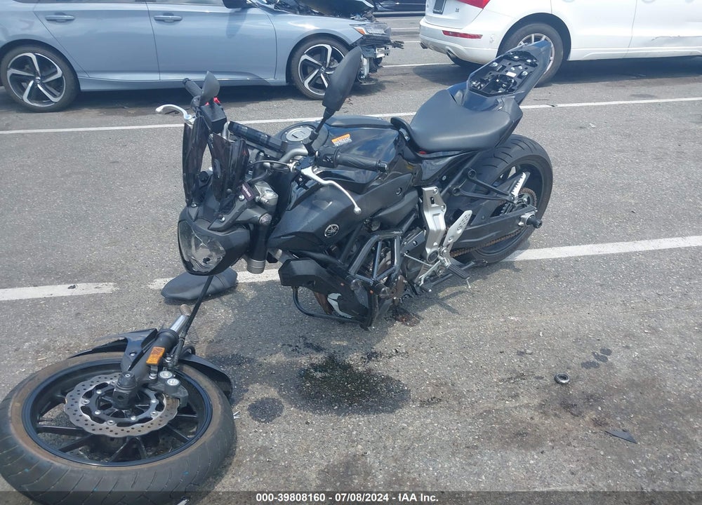 2016 YAMAHA FZ07 VIN: JYARM06E1GA009191