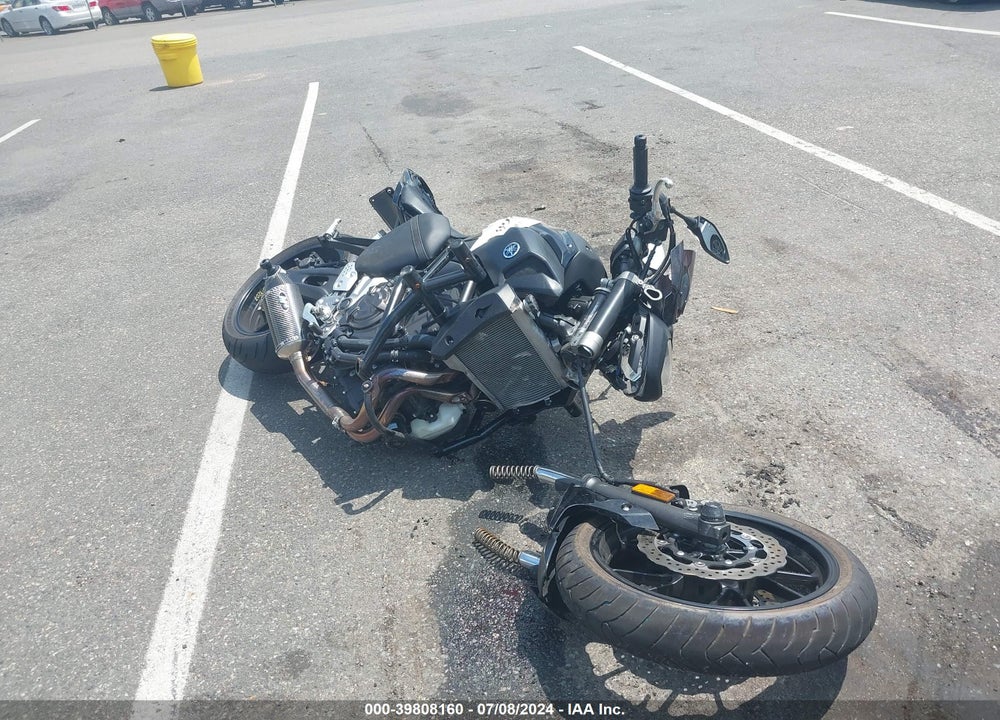 2016 YAMAHA FZ07 VIN: JYARM06E1GA009191
