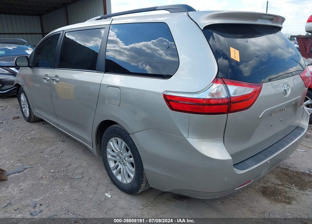 2015 TOYOTA SIENNA XLE 8 PASSENGER VIN: 5TDYK3DC4FS530383